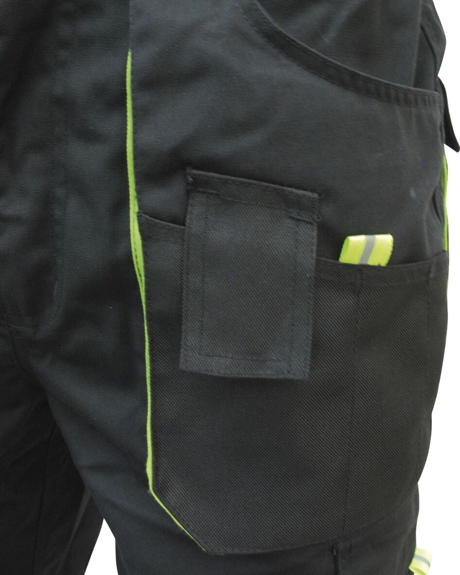 Triuso POWER Shorts Gr. 46 schwarz/grün